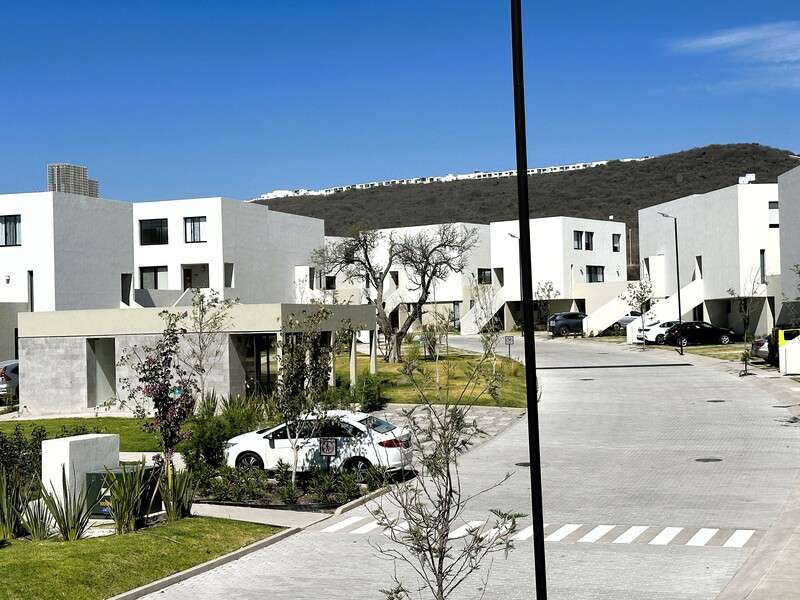 CASAS-ZARU-2